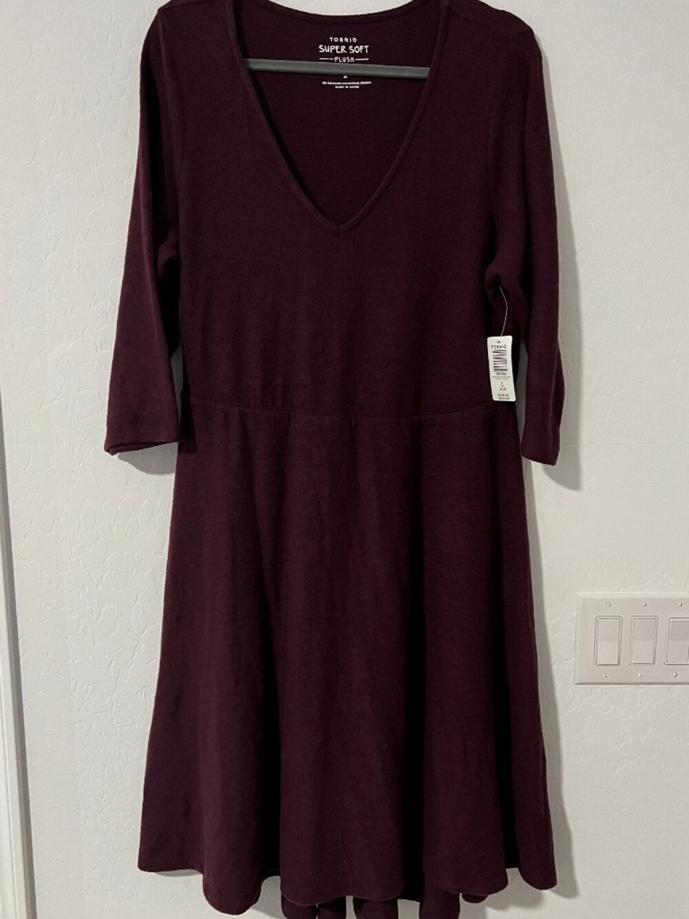Torrid Super Soft Woman's NWT Burgundy V-Neck 3/4 Sleeve Skater Dress Plus 2X